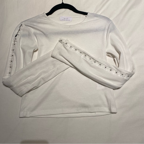 Oak and fort ribbed long sleeve with clasps - Picture 1 of 3